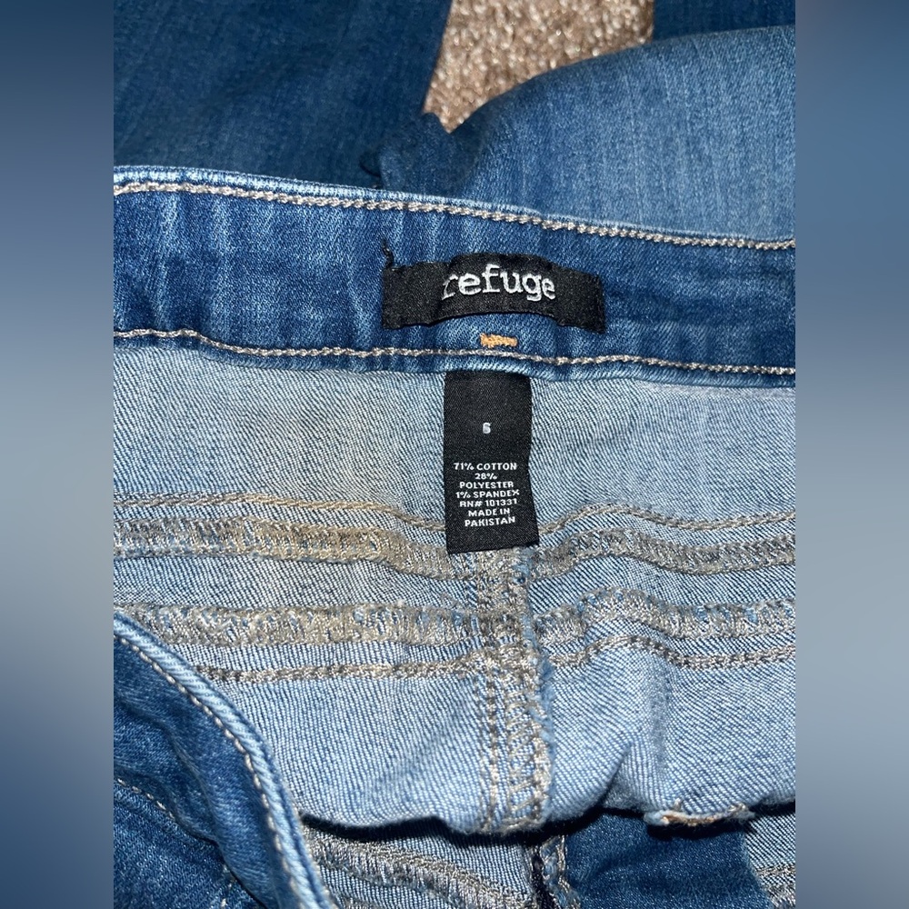 Refuge Dark Wash High Waisted Skinny Jeans - Picture 3 of 6
